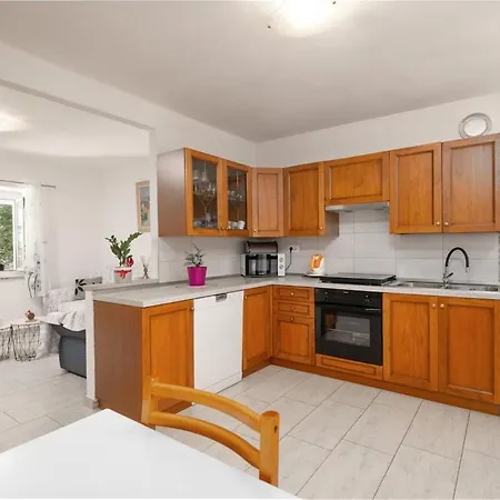 Casa Nadia By Briskva