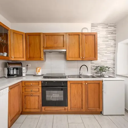 Ferienhaus Casa Nadia By Briskva *