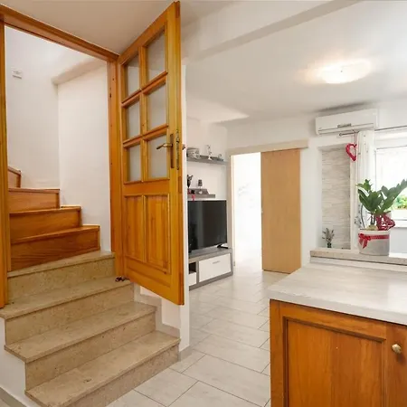 Ferienhaus Casa Nadia By Briskva *