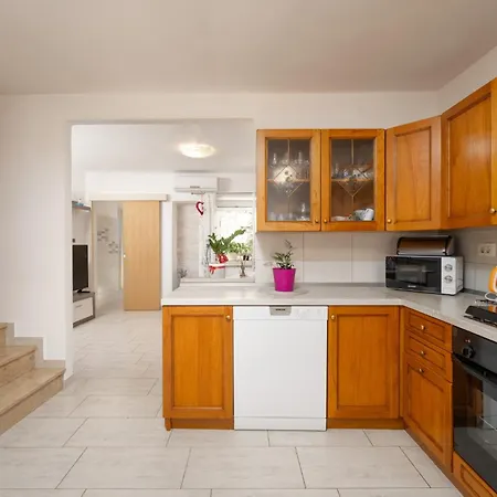 Casa Nadia By Briskva Ferienhaus