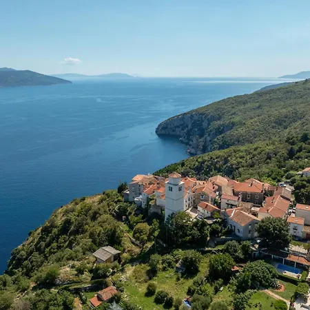 Casa Nadia By Briskva