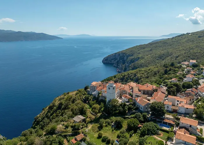 Casa Nadia By Briskva