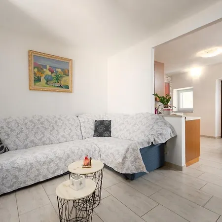 Casa Nadia By Briskva Holiday home