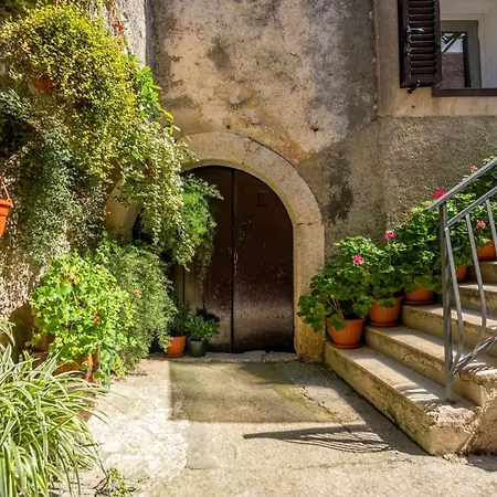 Casa Nadia By Briskva *